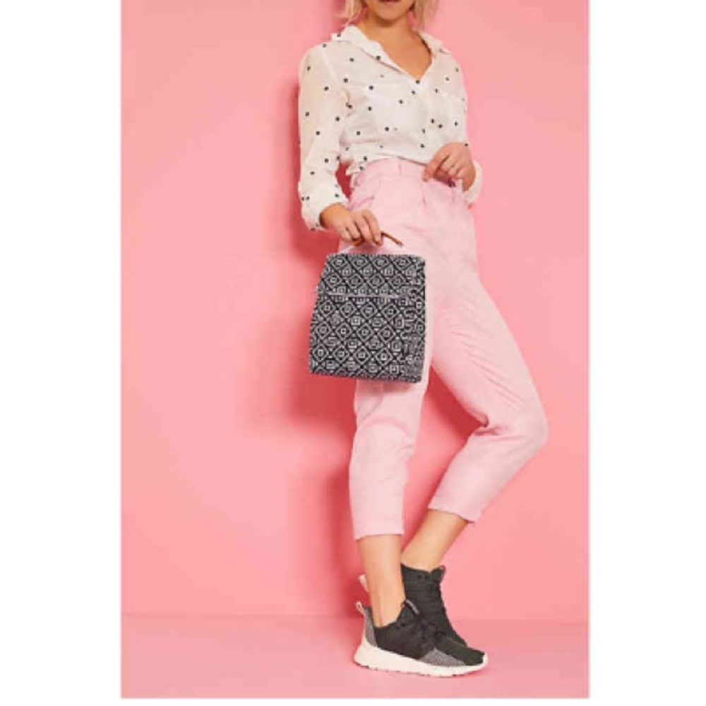 Black & White Lunch Tote